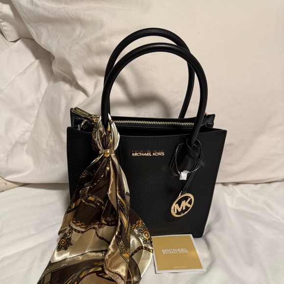 MICHAEL MICHAEL KORS “Mercer” NWT Black leather messenger Bag Full Inclusion! - Picture 9 of 11